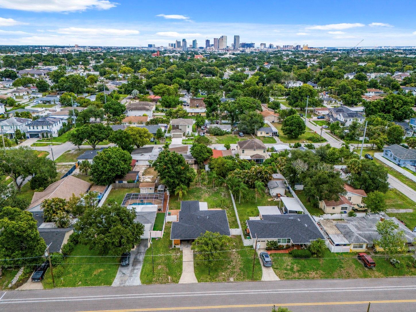 607 N LINCOLN AVE