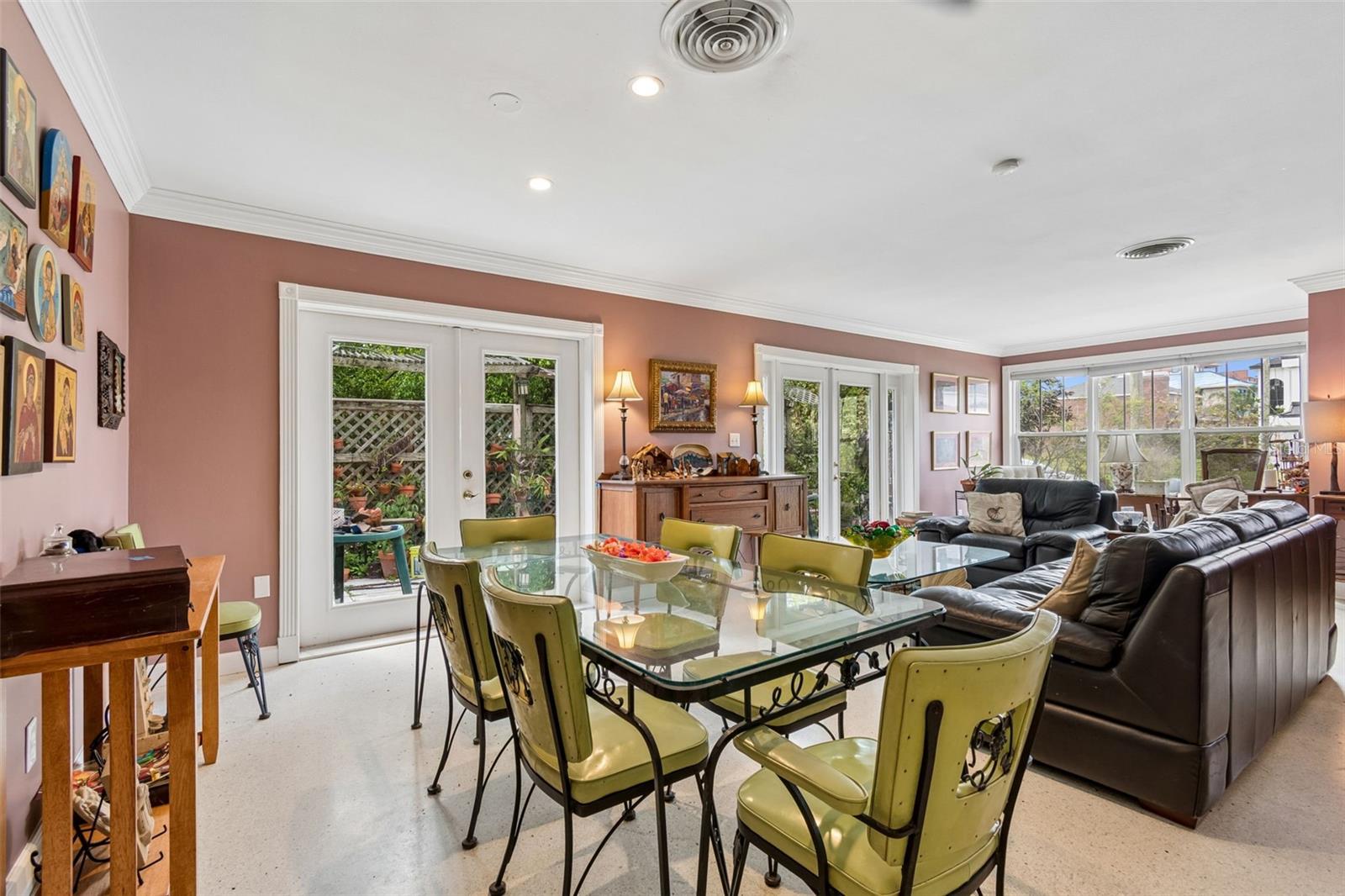 159 BISCAYNE AVE