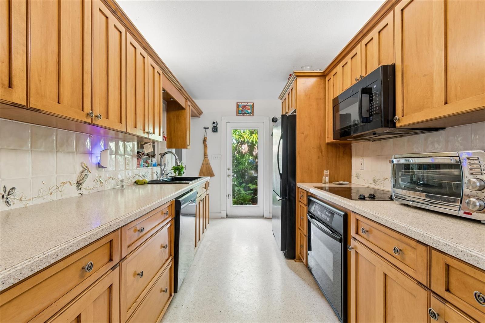 159 BISCAYNE AVE