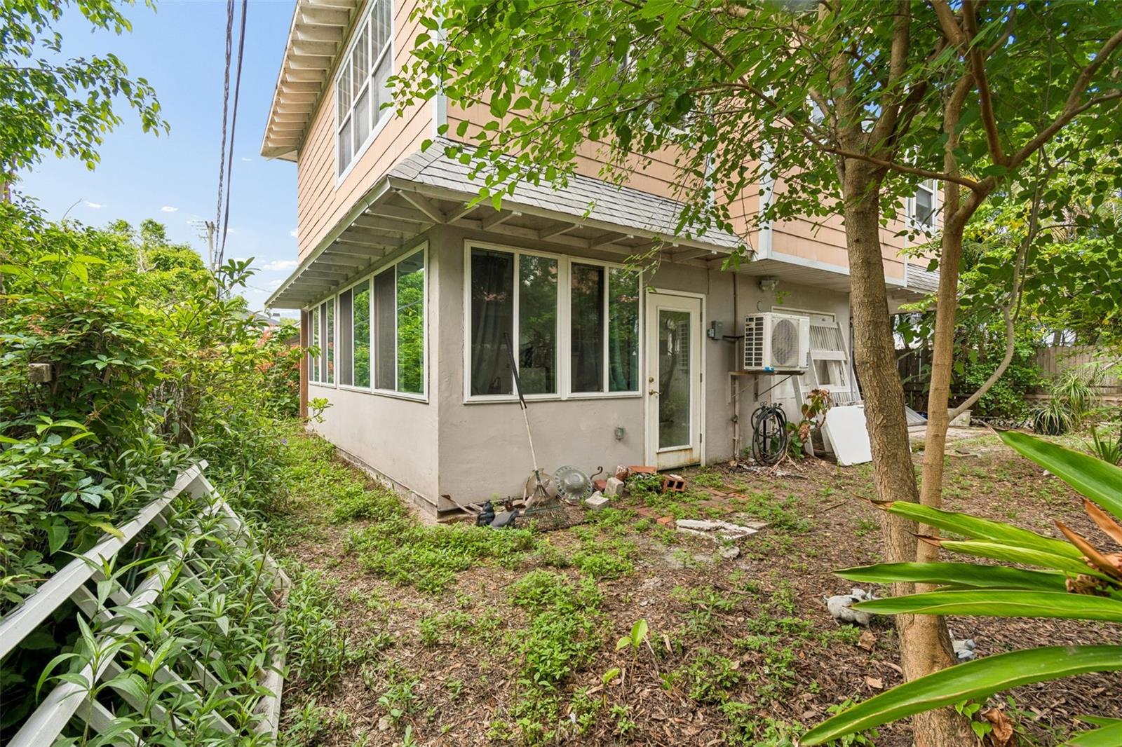 159 BISCAYNE AVE