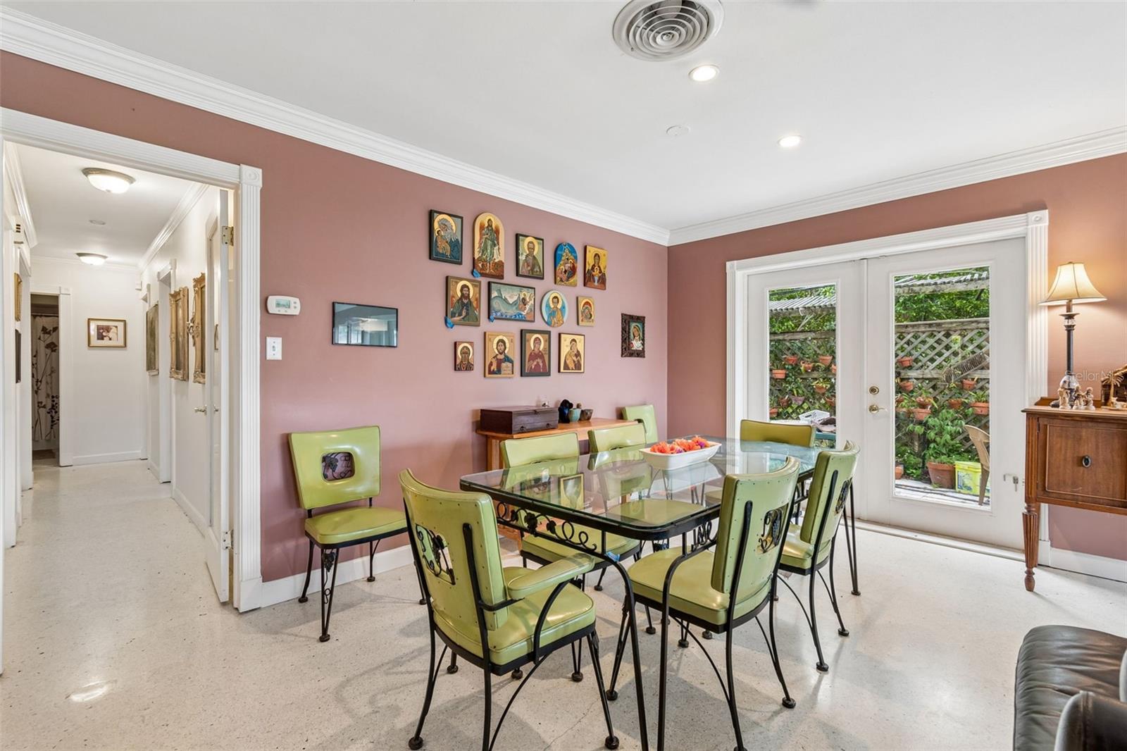 159 BISCAYNE AVE