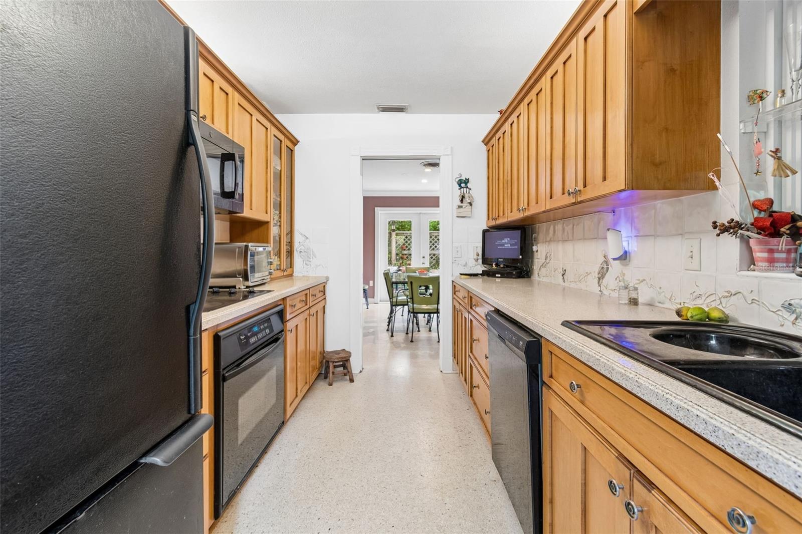 159 BISCAYNE AVE