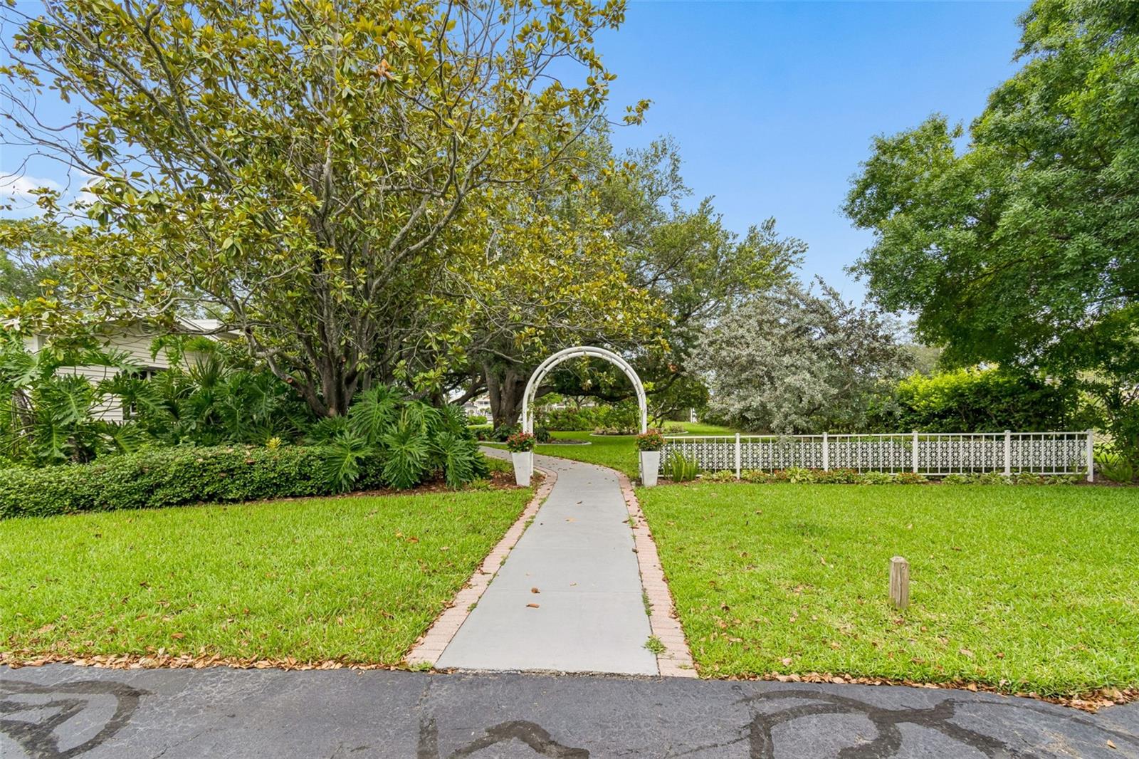 159 BISCAYNE AVE