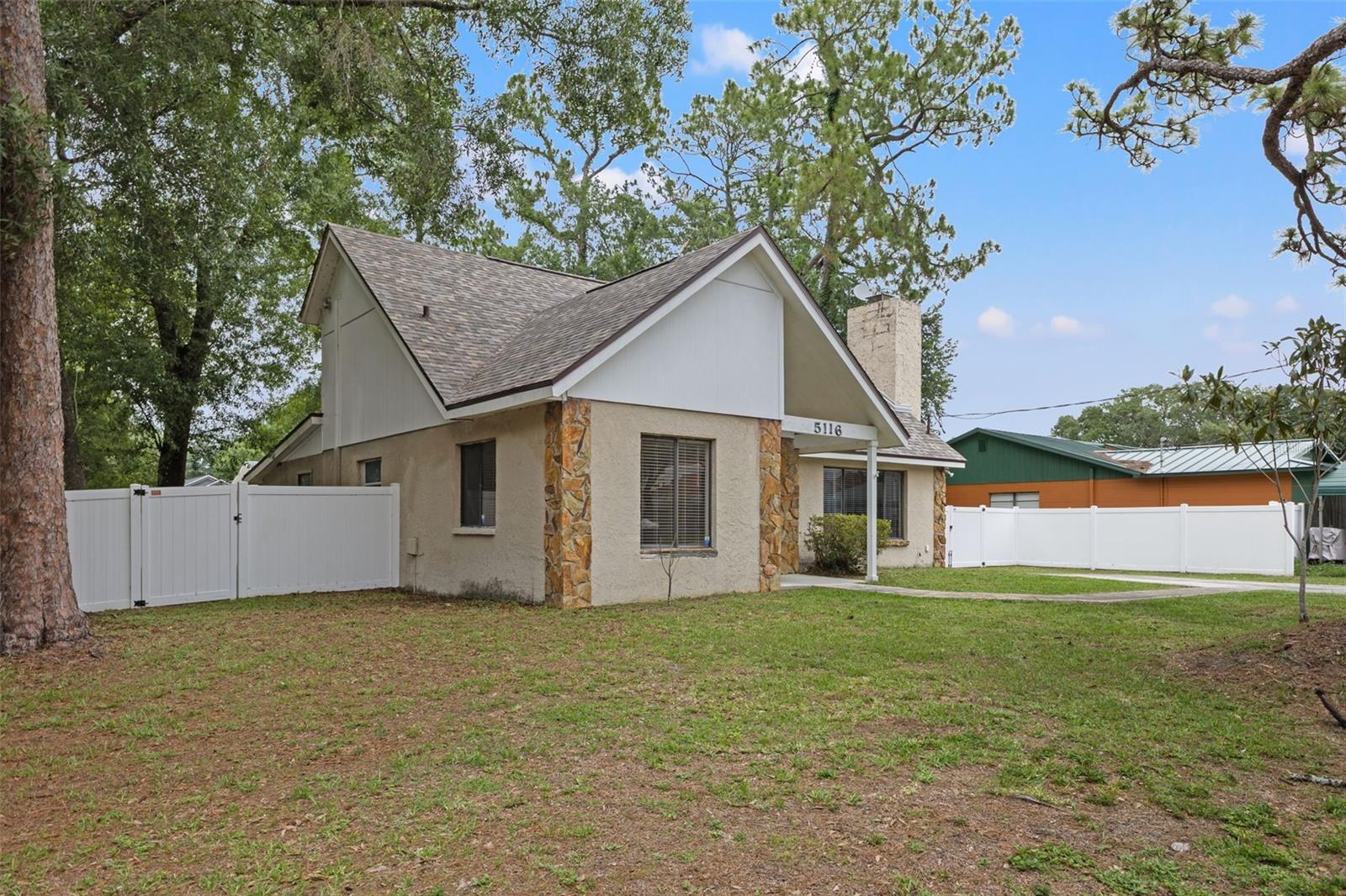 5116 SERENA DR
