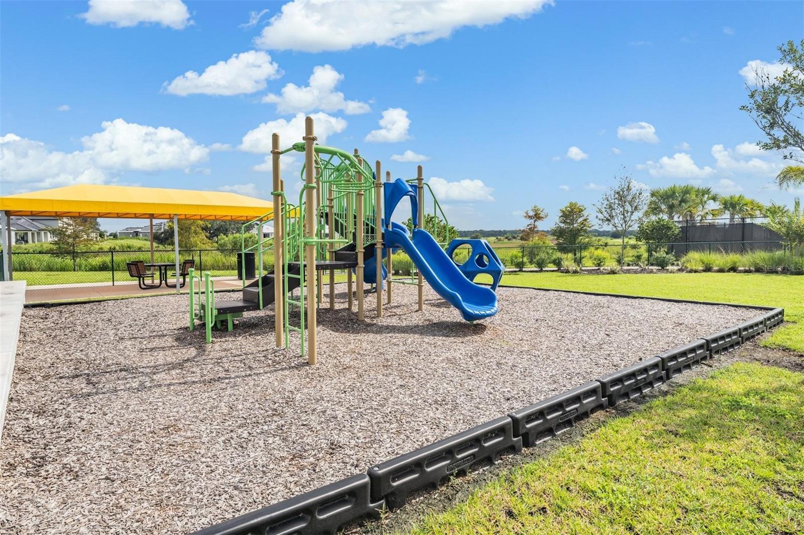 10850 RUSTIC TIMBER LOOP