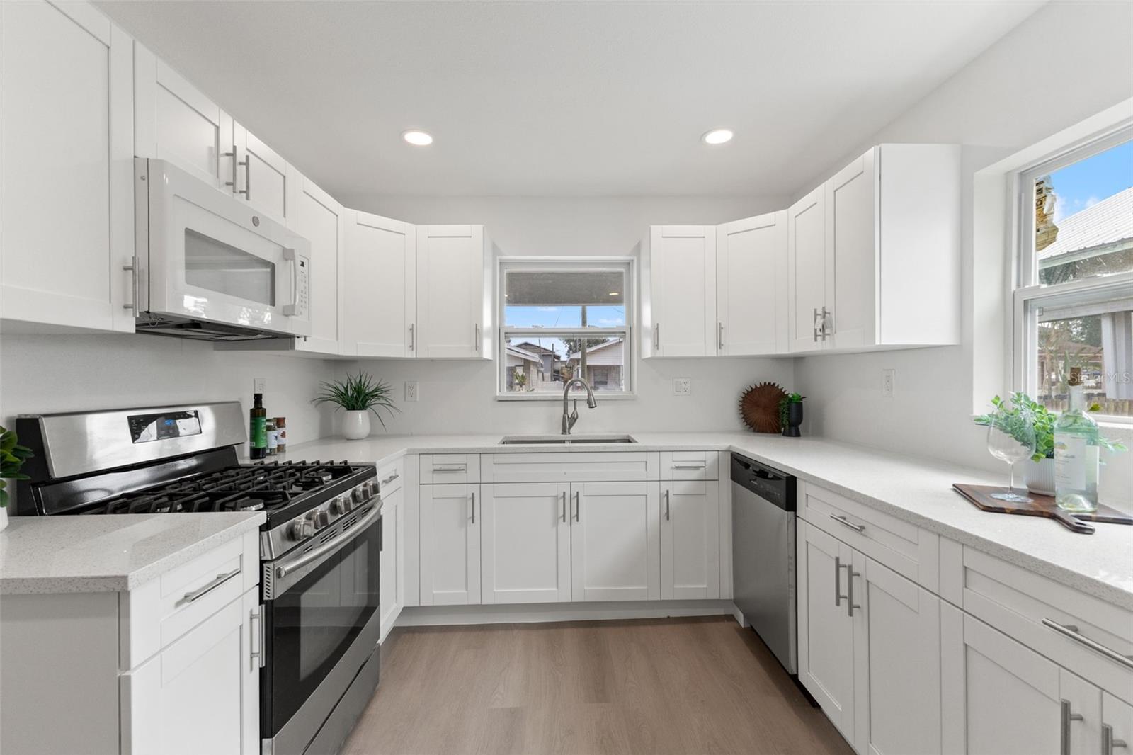 2403 CORRINE ST