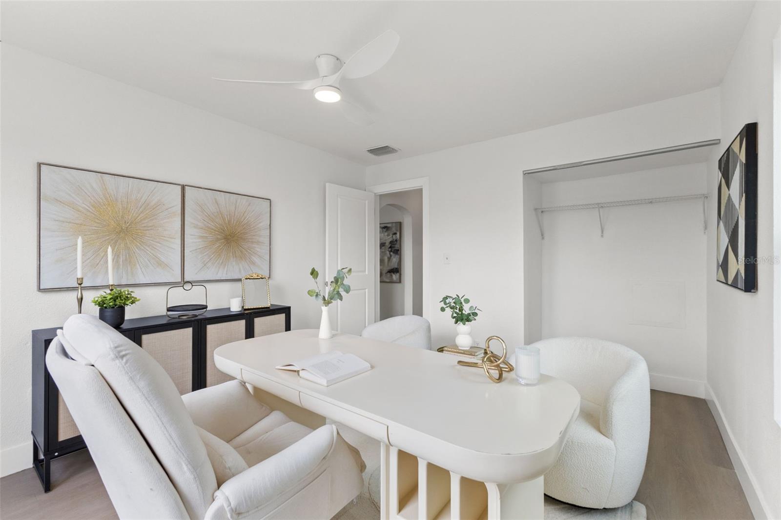 2403 CORRINE ST