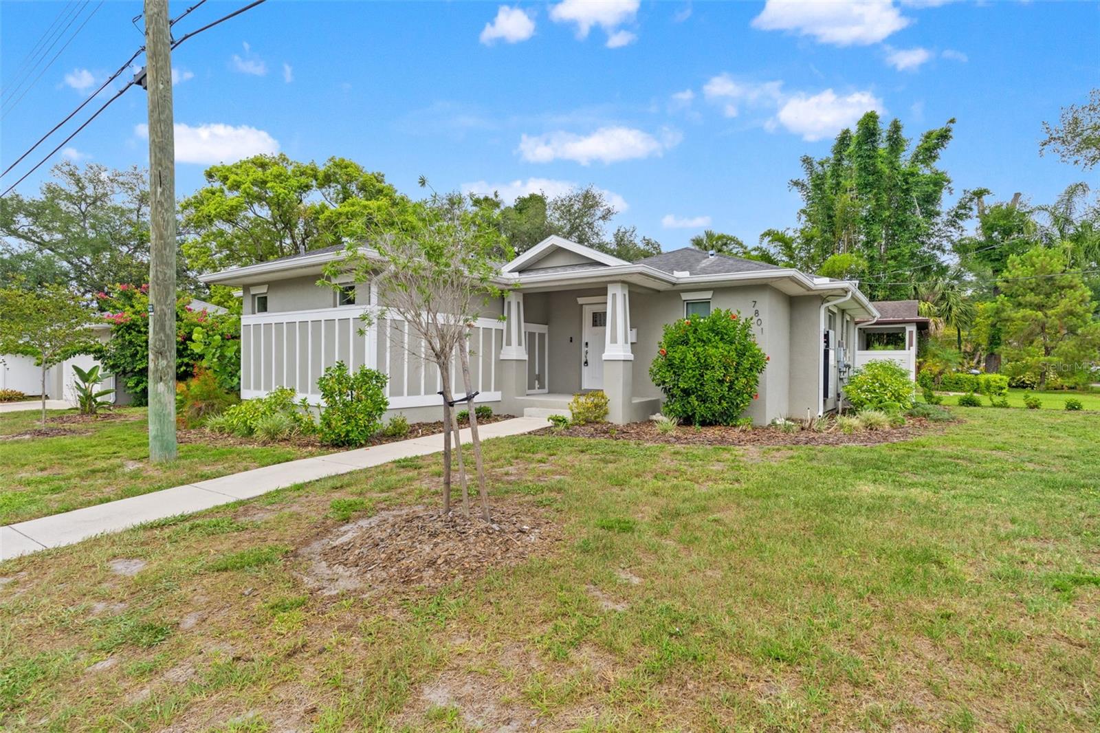 7801 N HIGHLAND AVE