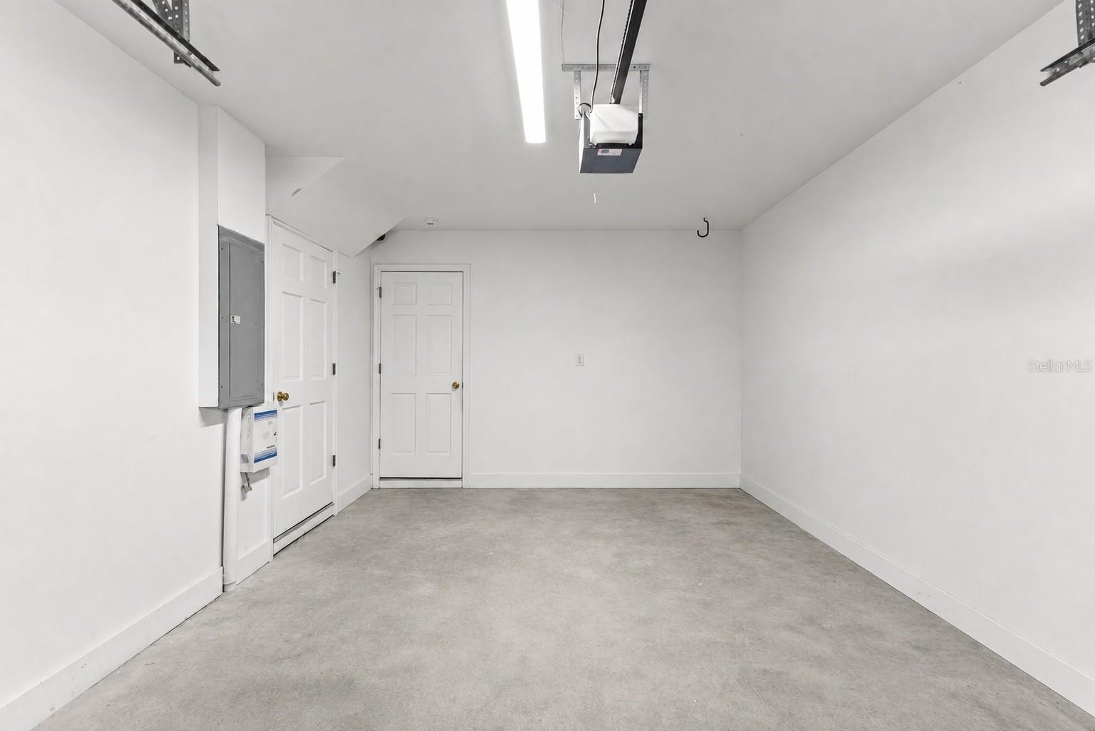 502 S WILLOW AVE #6