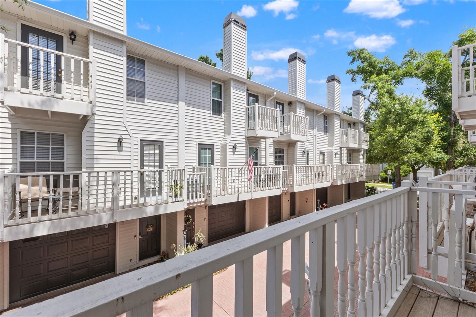 502 S WILLOW AVE #6