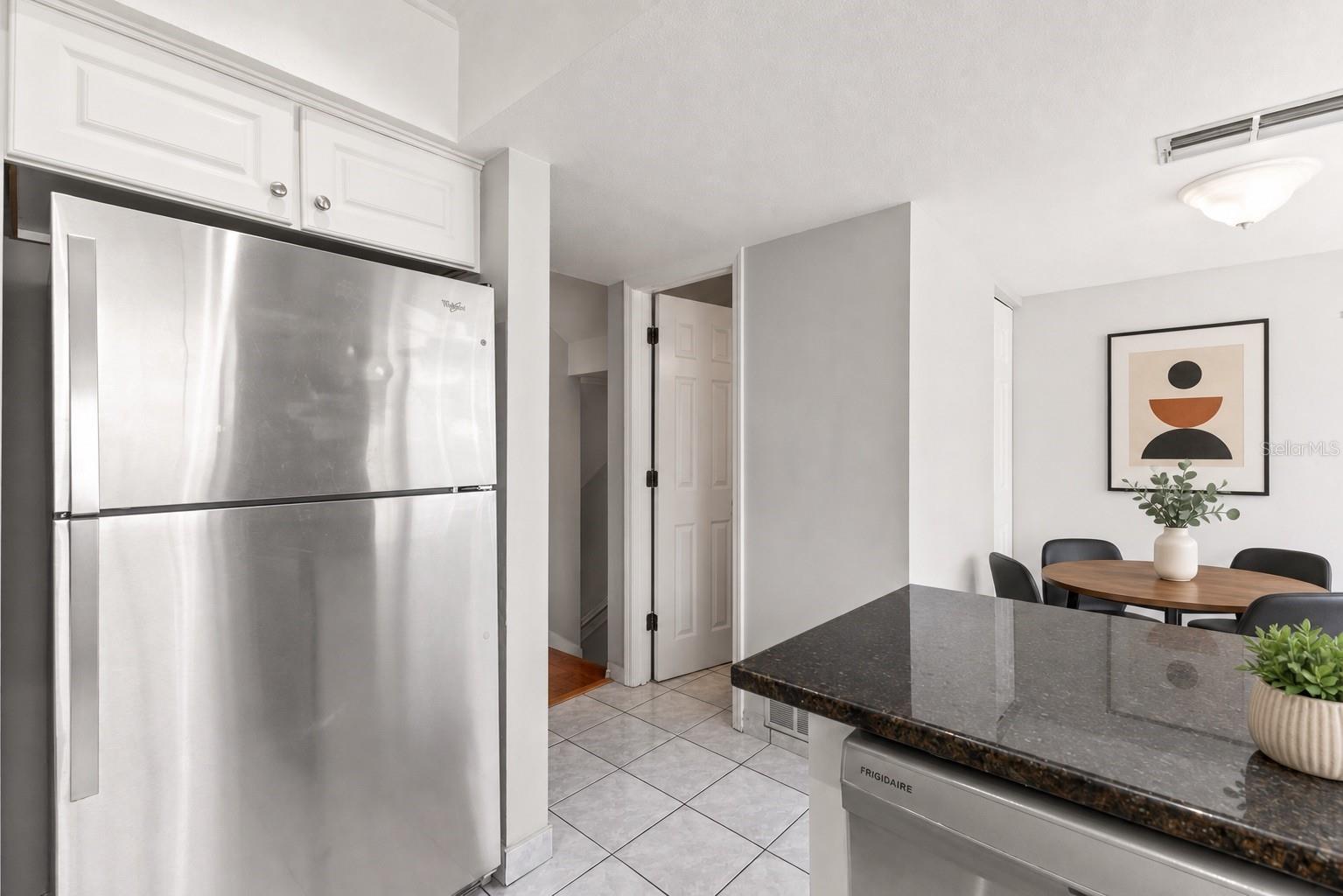 502 S WILLOW AVE #6