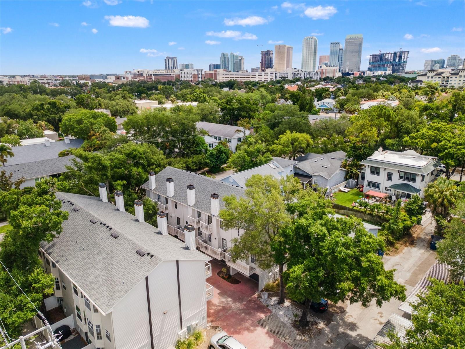 502 S WILLOW AVE #6
