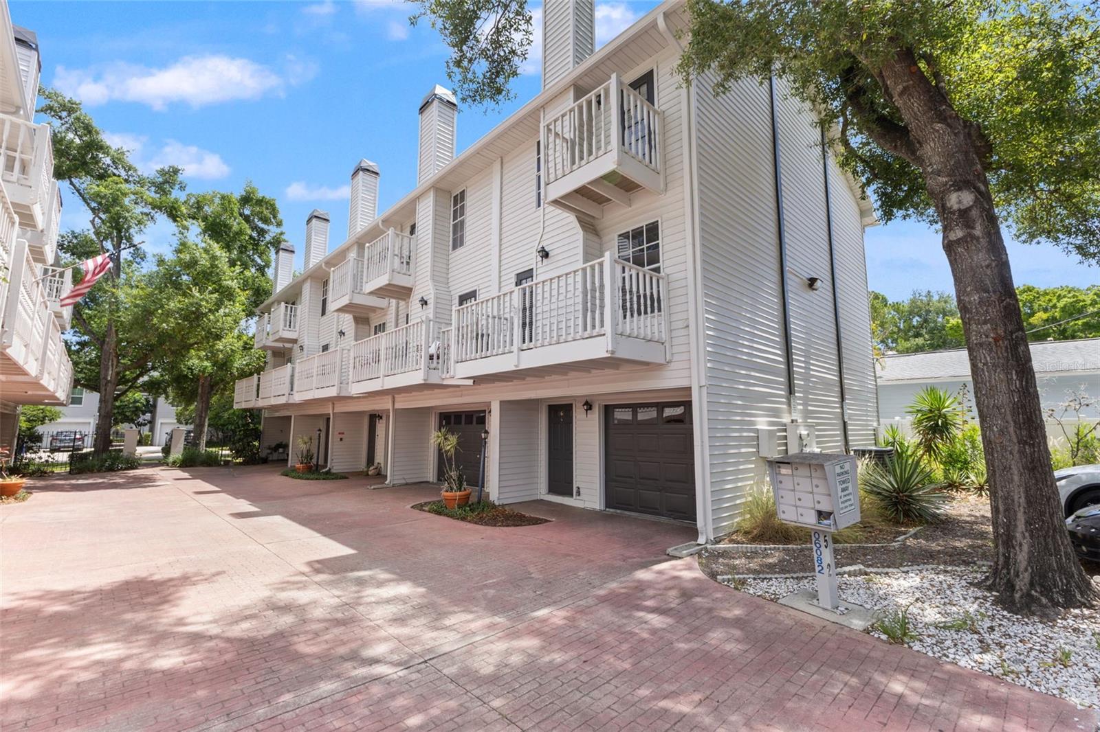 502 S WILLOW AVE #6