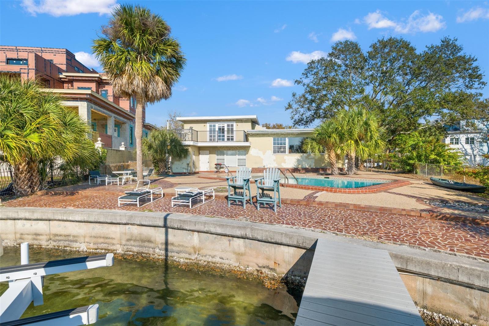 2605 S BEACH DR
