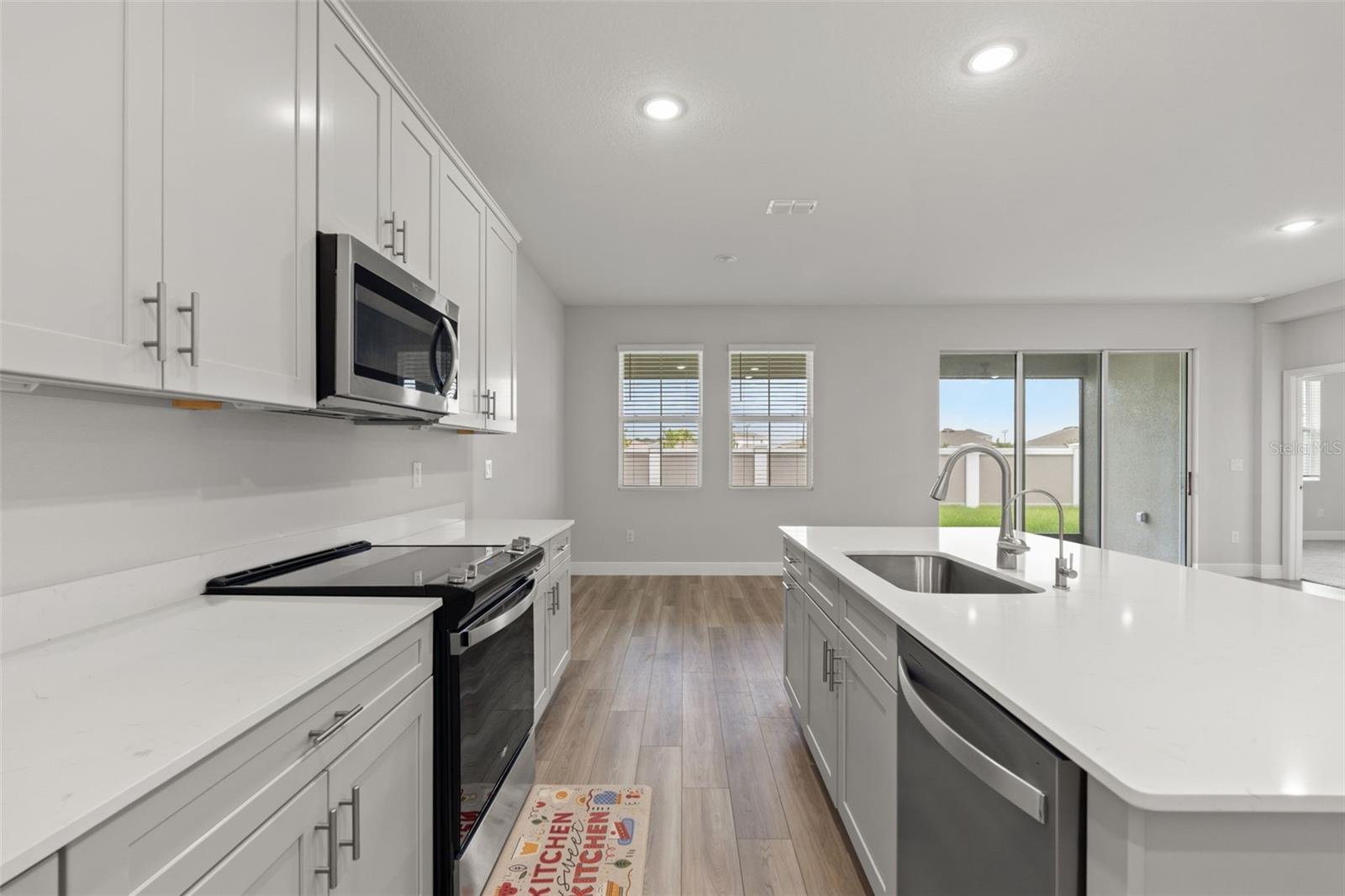 10412 FIELDSTONE MYRTLE WAY