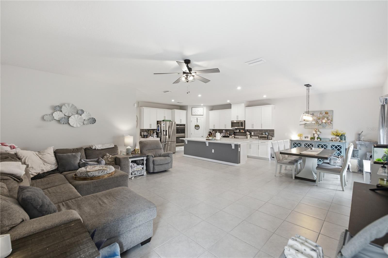 10188 AGAVE CT