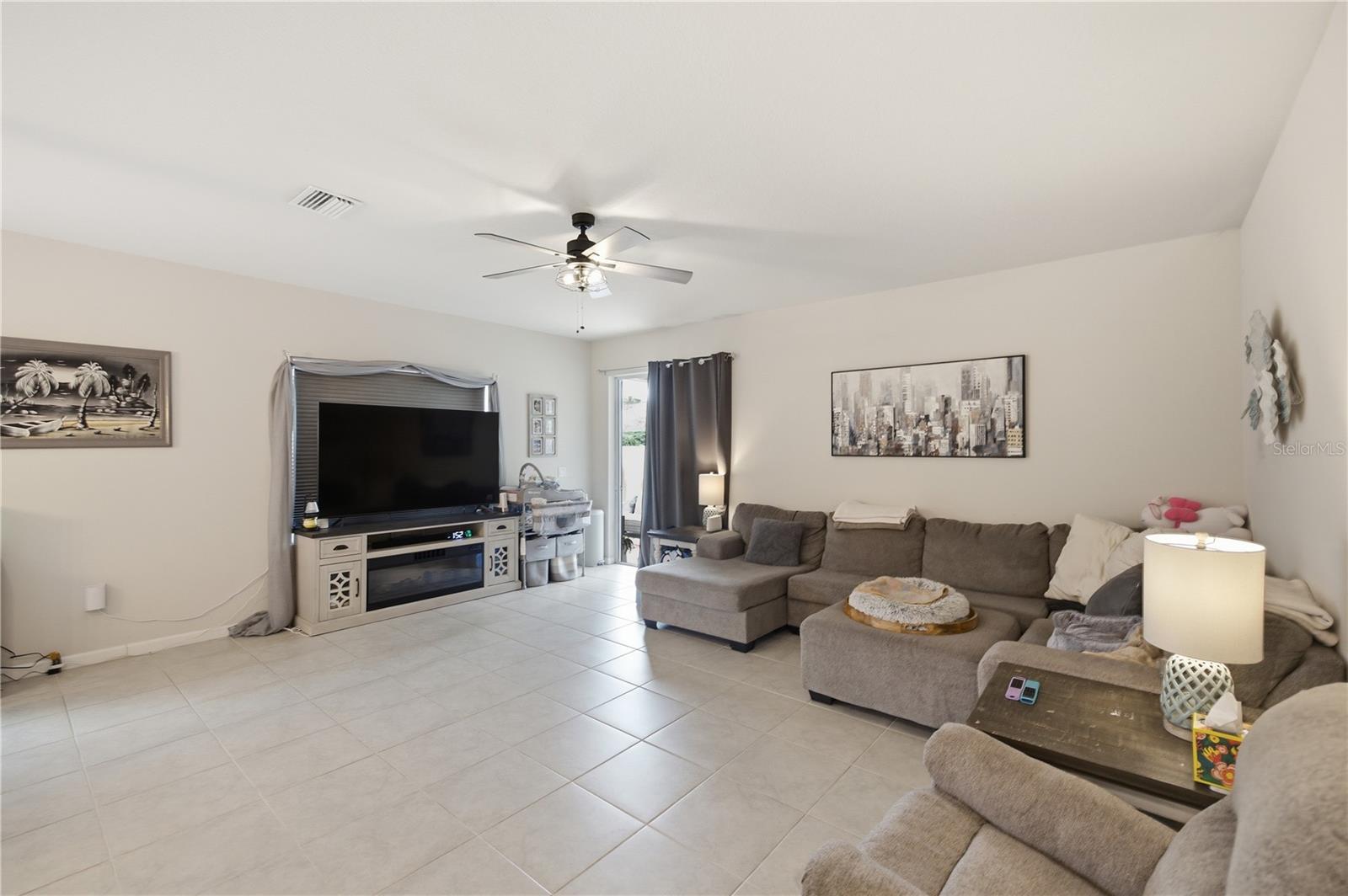 10188 AGAVE CT