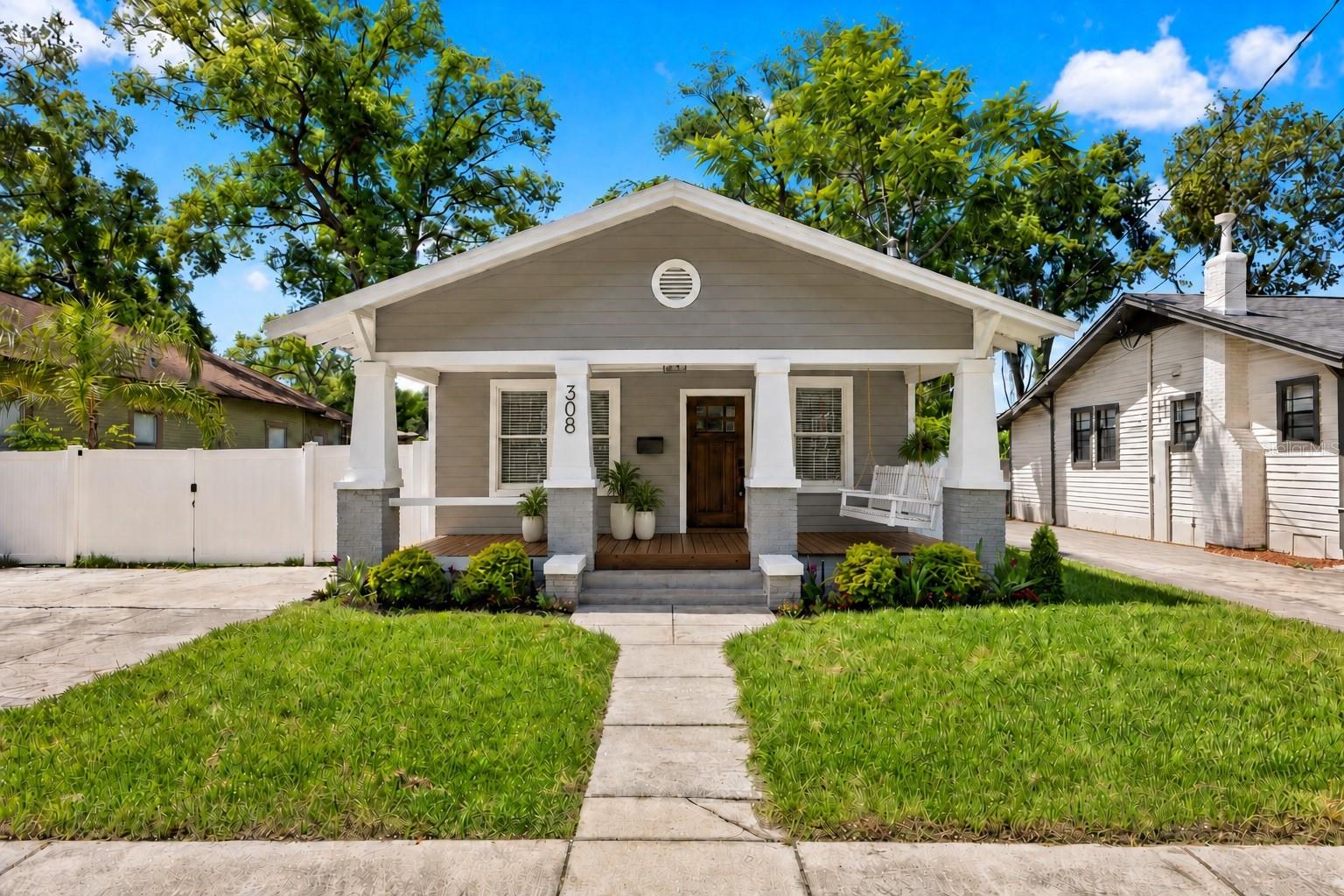 308 W ALFRED ST