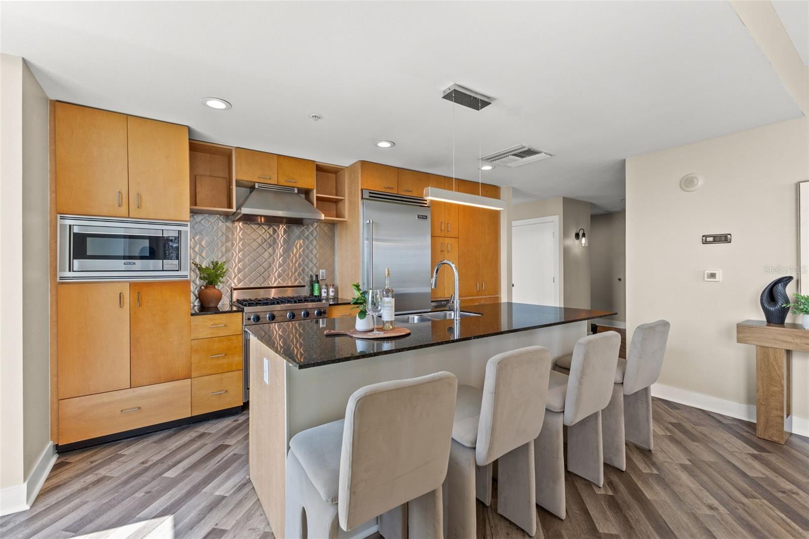 1120 E KENNEDY BLVD #1229