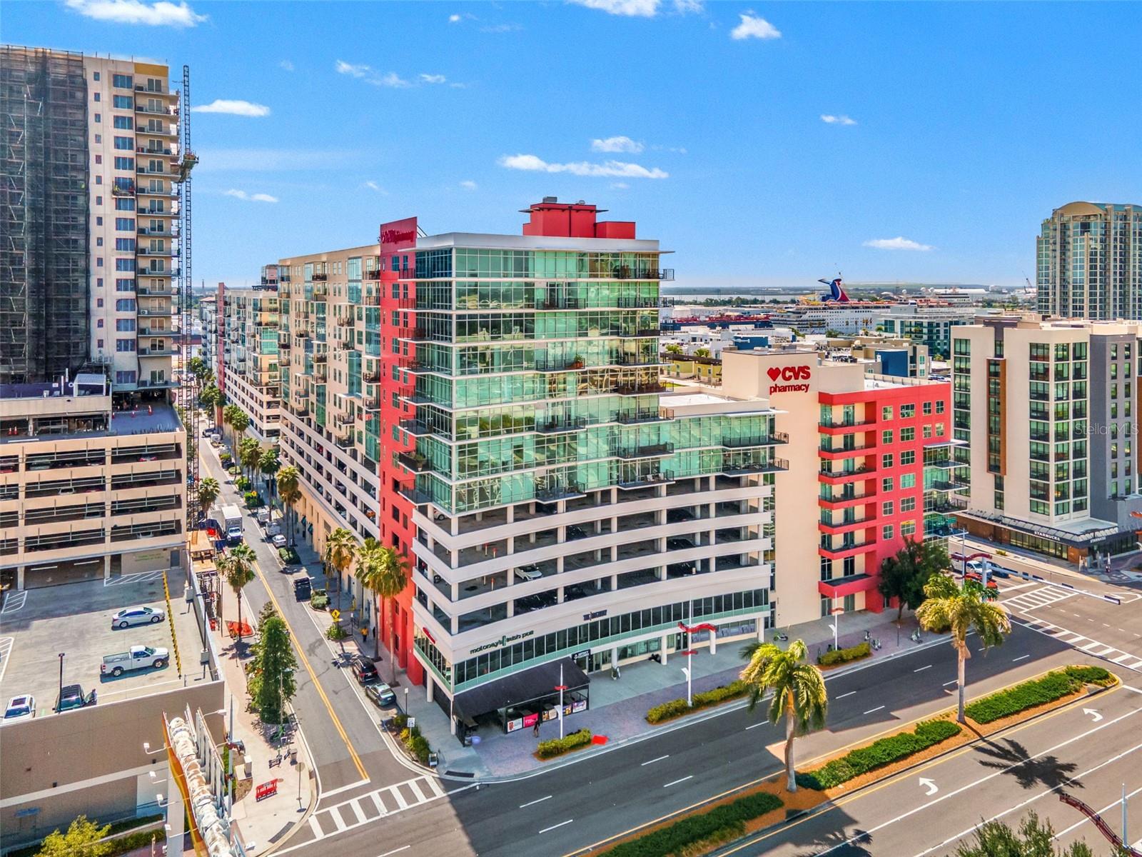 1120 E KENNEDY BLVD #1229