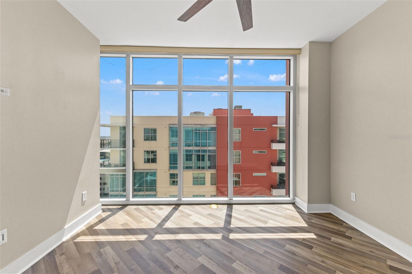 1120 E KENNEDY BLVD #1229