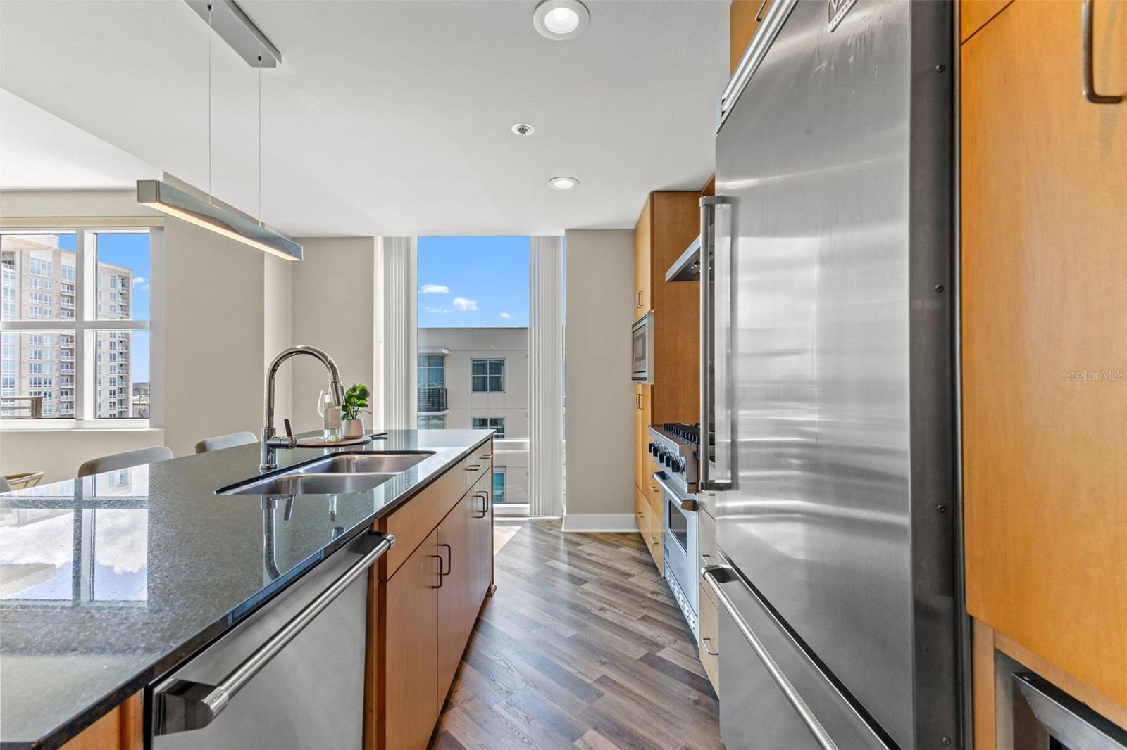 1120 E KENNEDY BLVD #1229