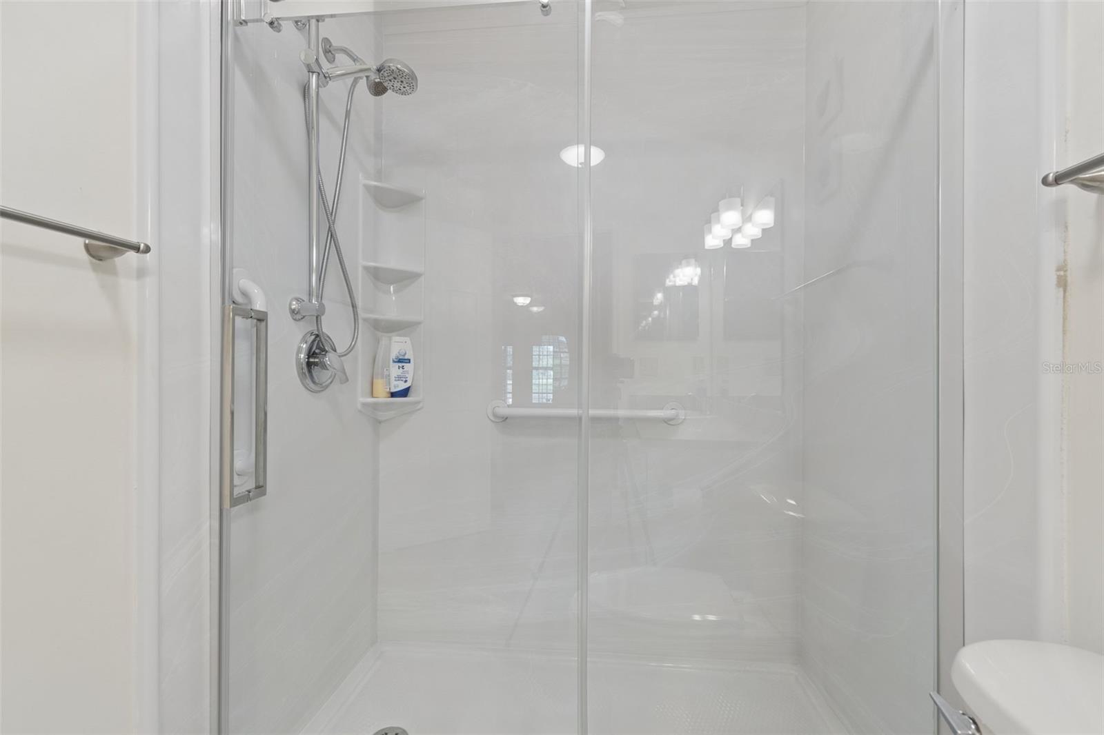 653 TIMBER POND DR