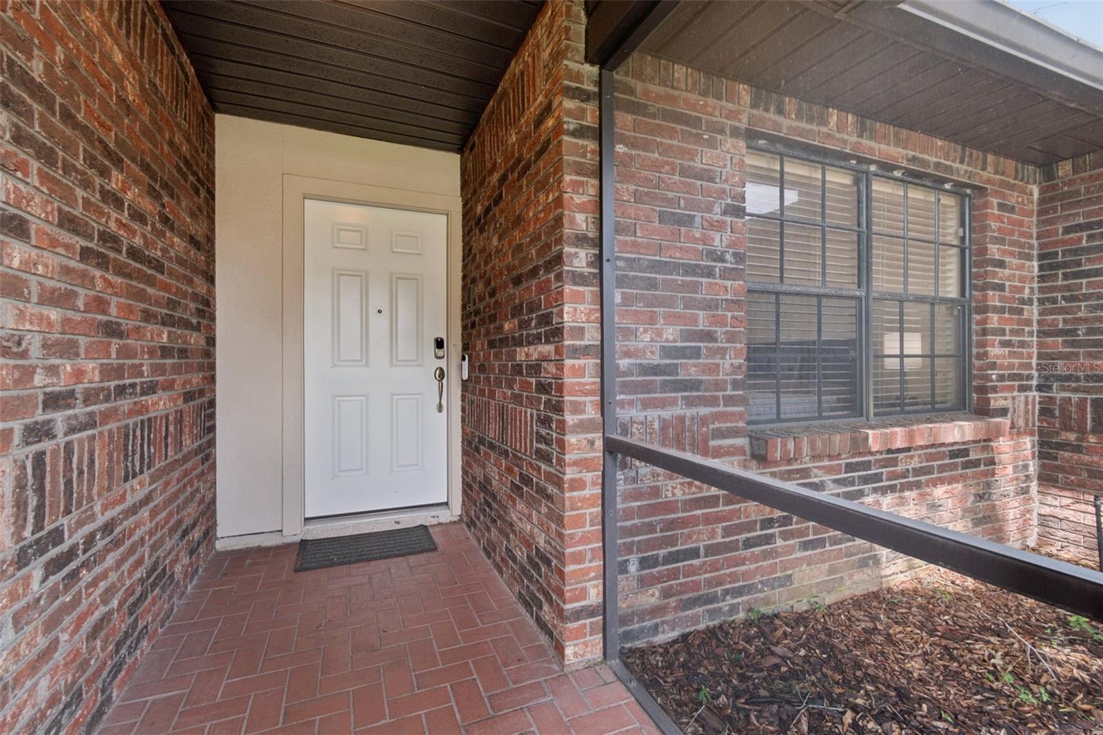 653 TIMBER POND DR