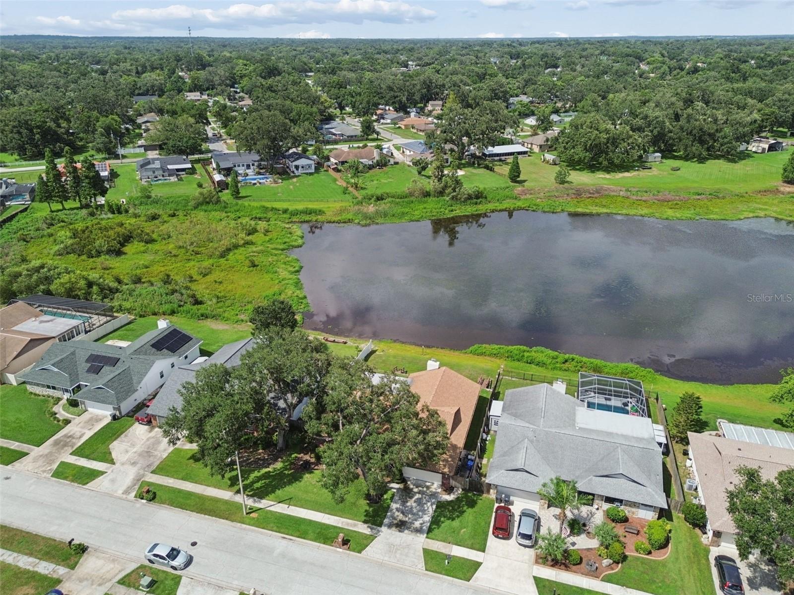 653 TIMBER POND DR