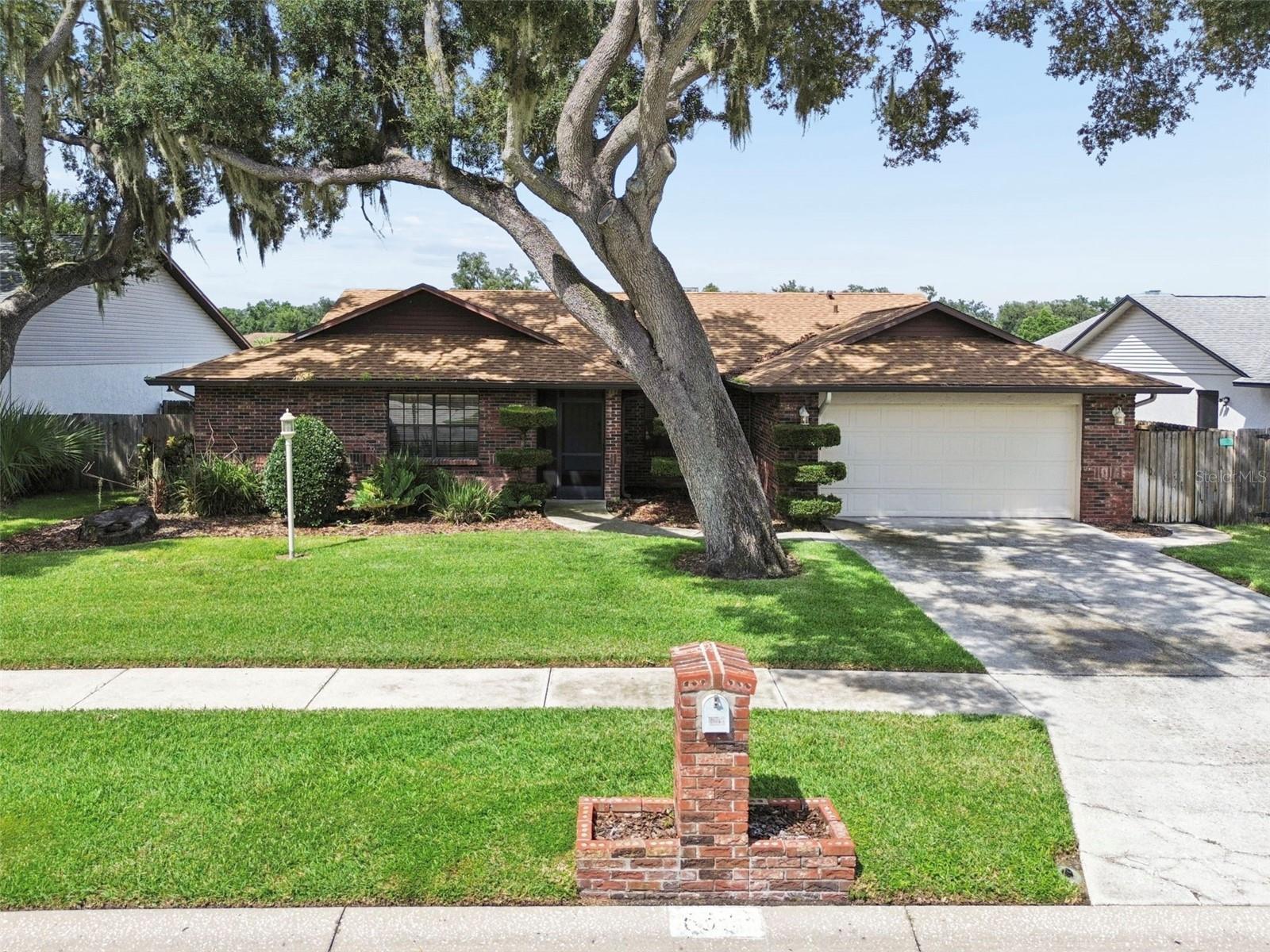 653 TIMBER POND DR
