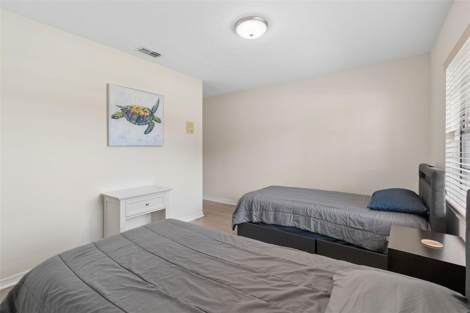 653 TIMBER POND DR