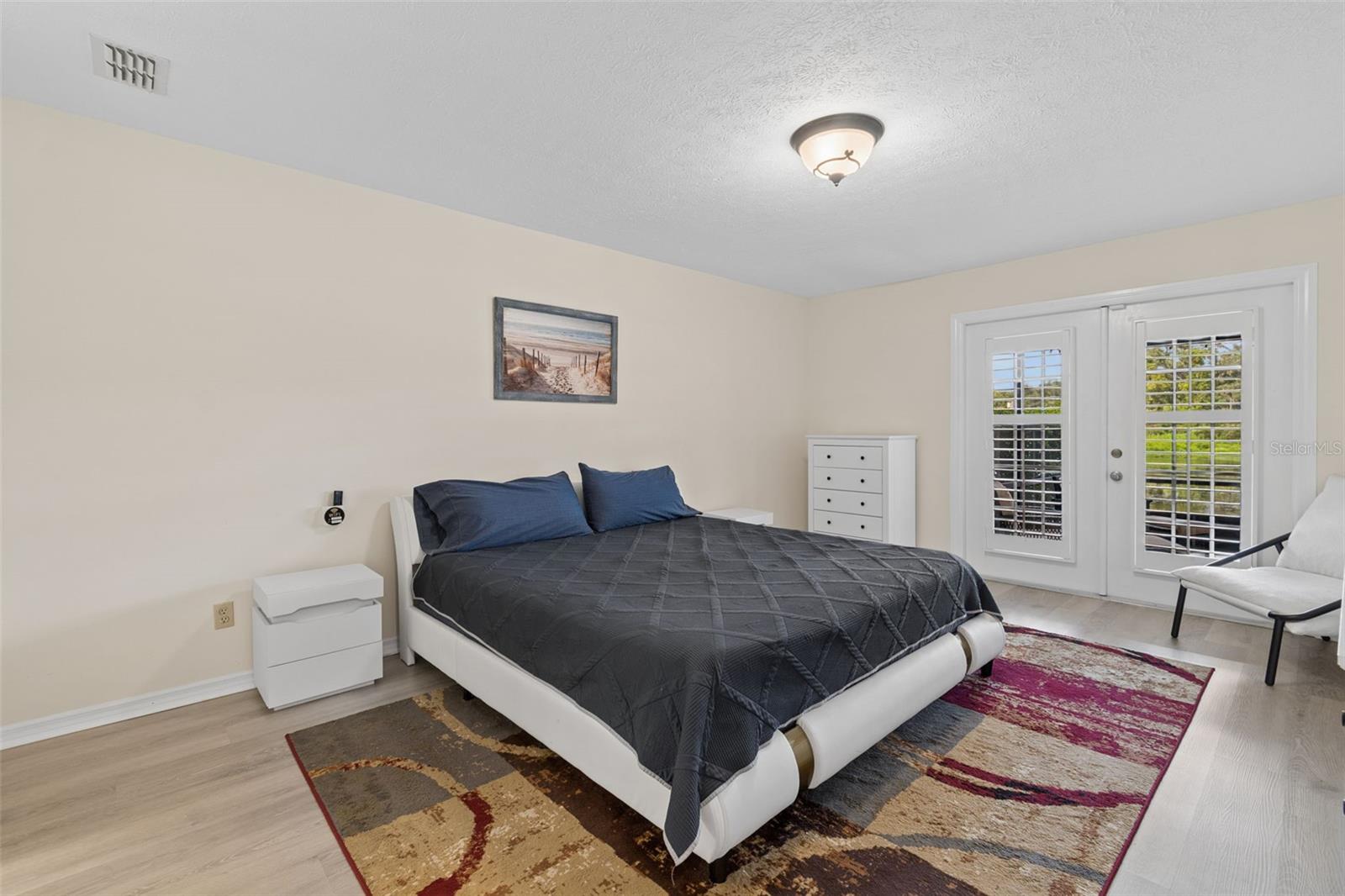 653 TIMBER POND DR