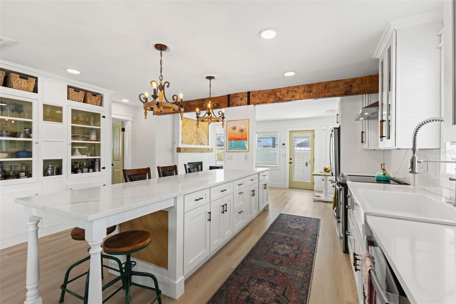 106 W MINNEHAHA ST