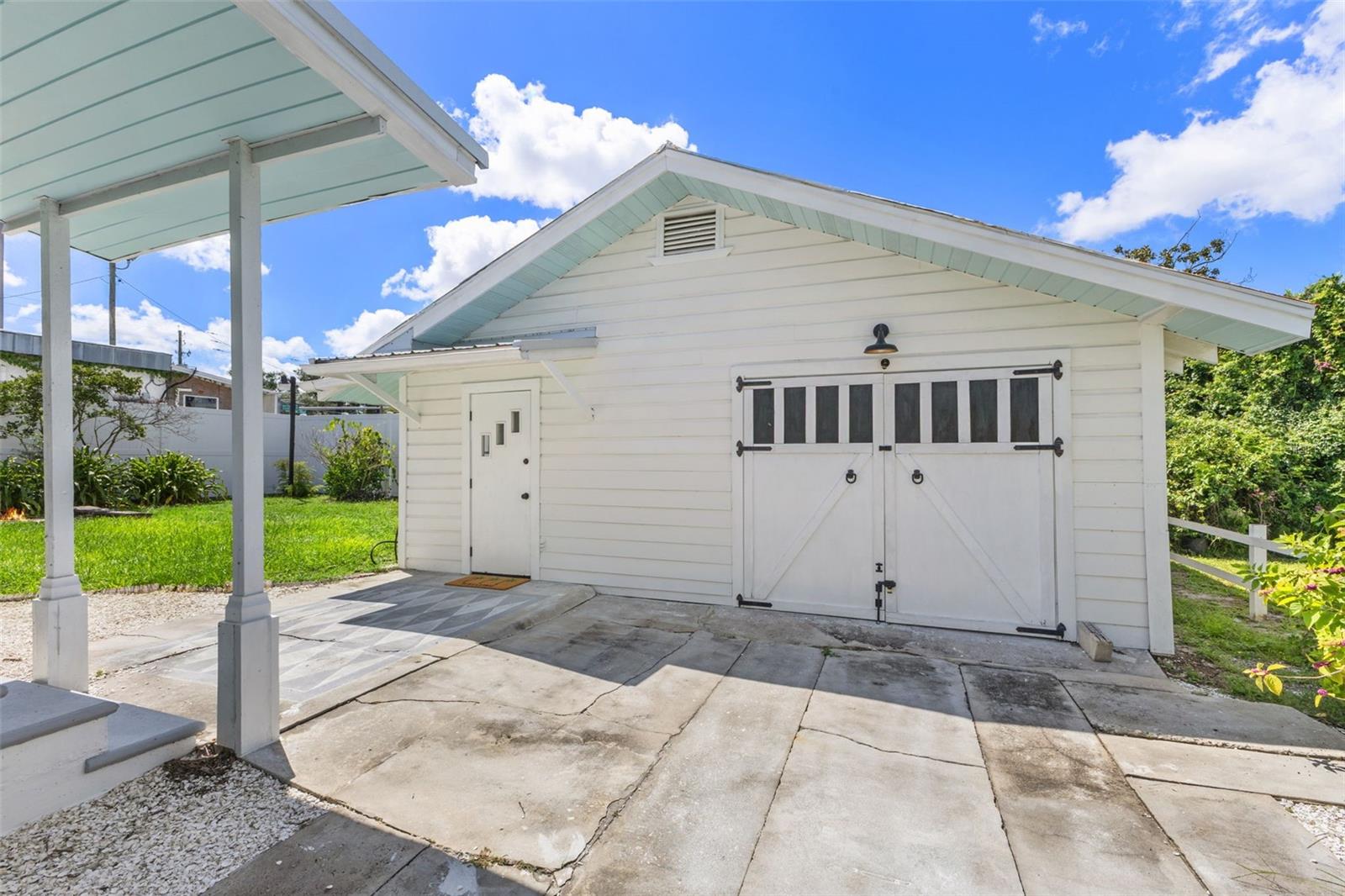 106 W MINNEHAHA ST