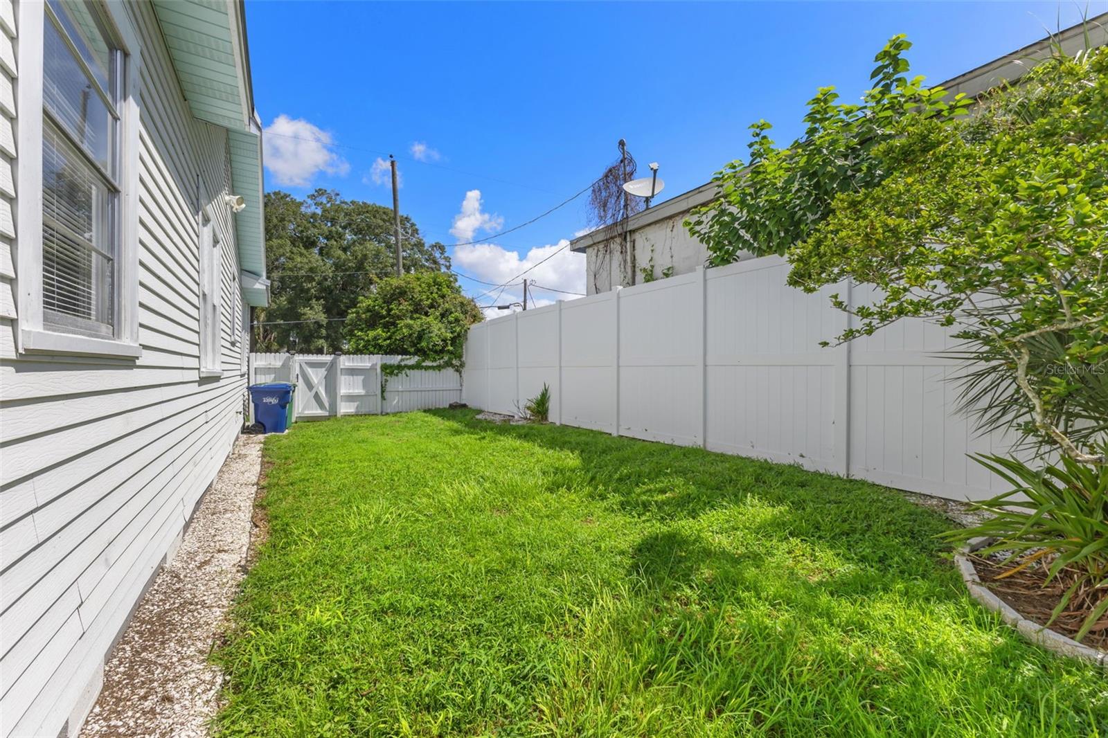 106 W MINNEHAHA ST