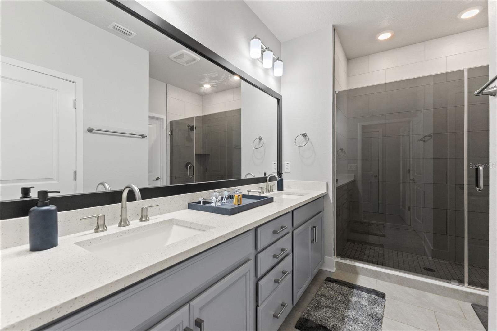 2511 N GRADY AVE #16