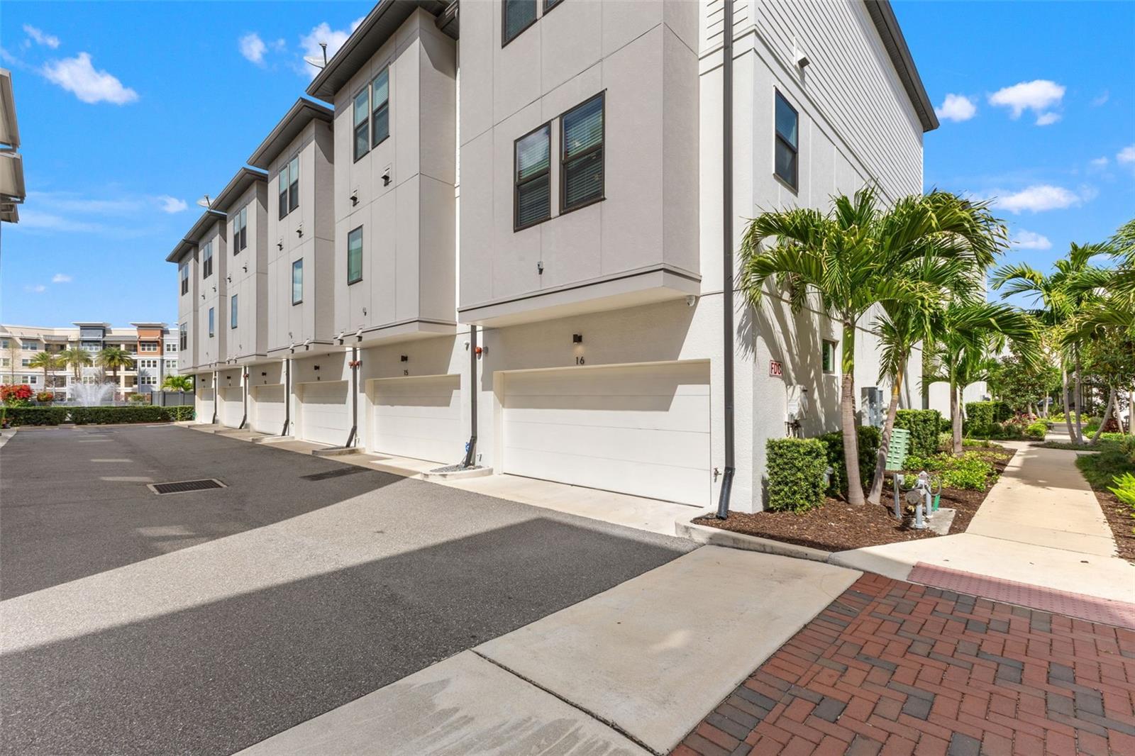 2511 N GRADY AVE #16