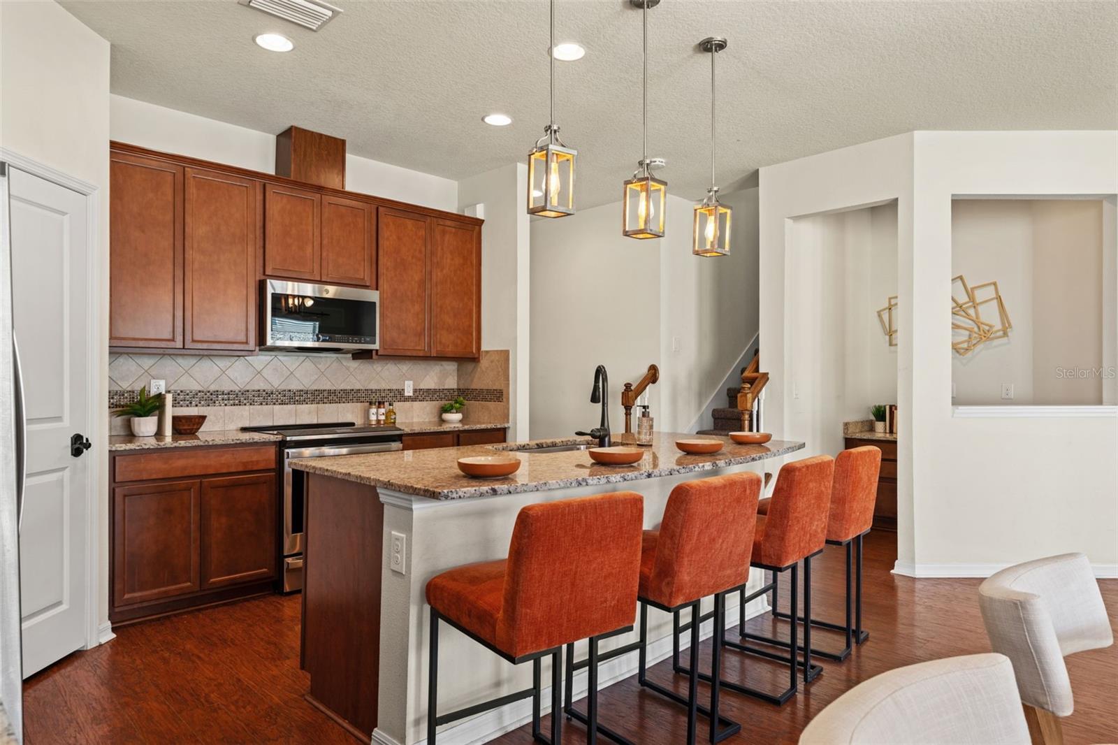 8296 OLIVE BROOK DR