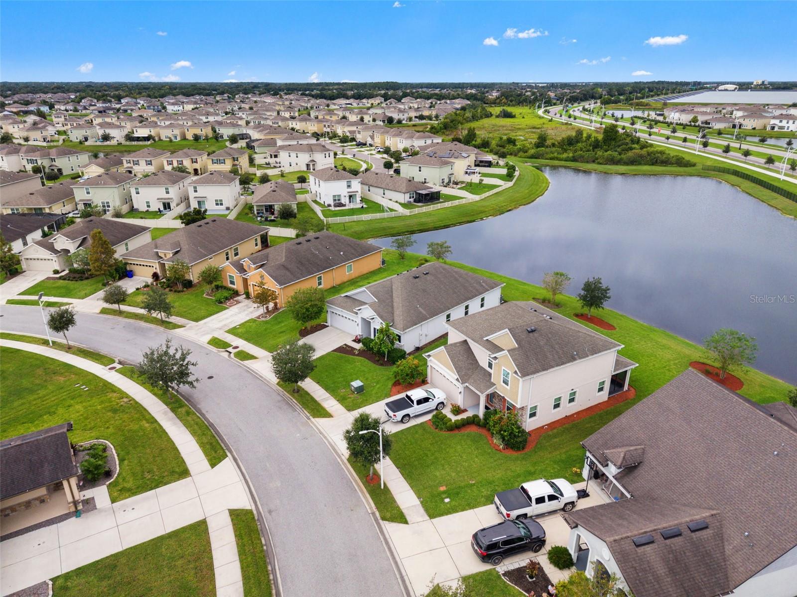 8232 OLIVE BROOK DR