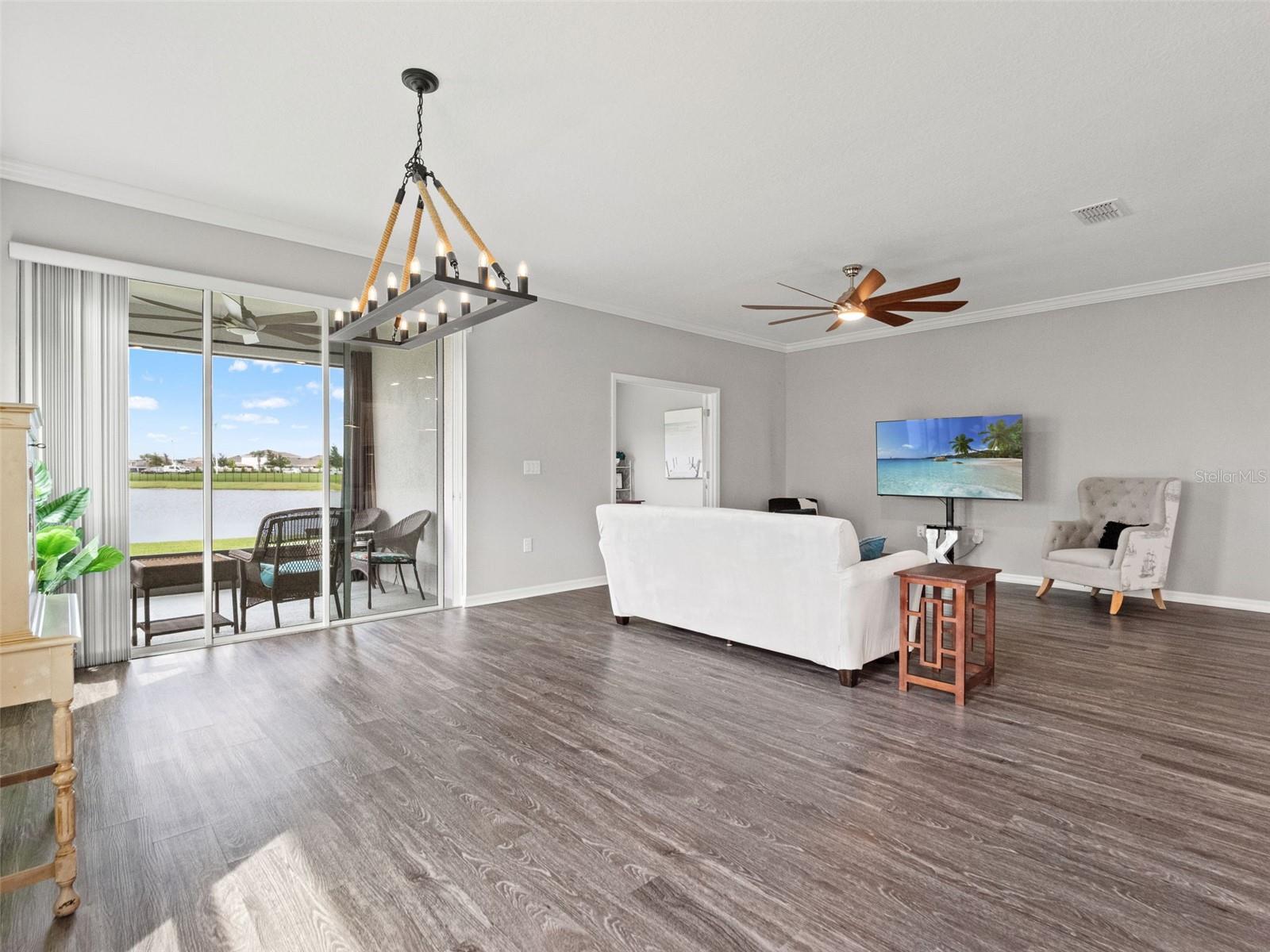 8232 OLIVE BROOK DR