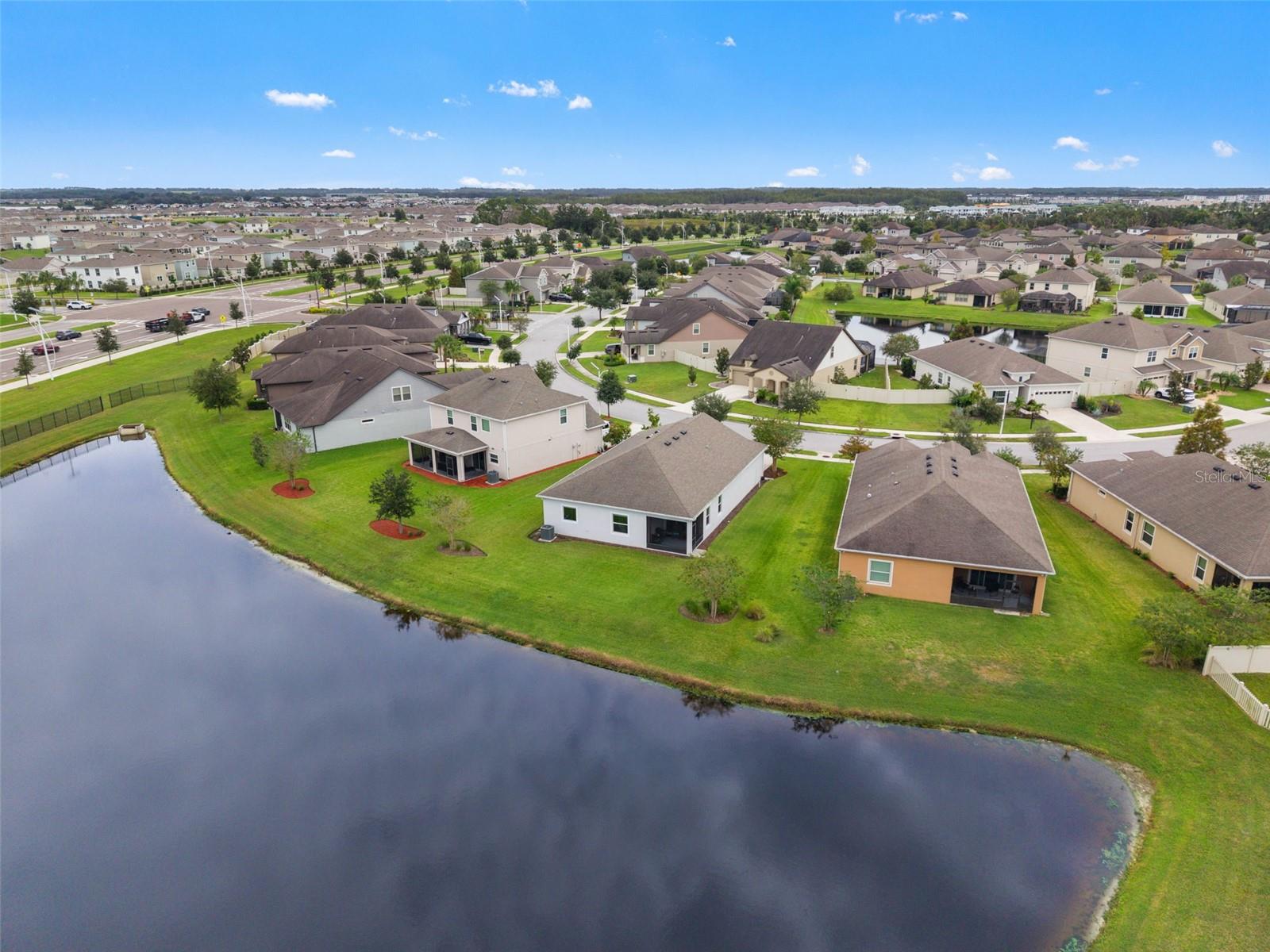 8232 OLIVE BROOK DR