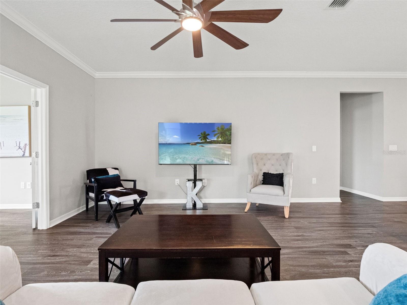8232 OLIVE BROOK DR