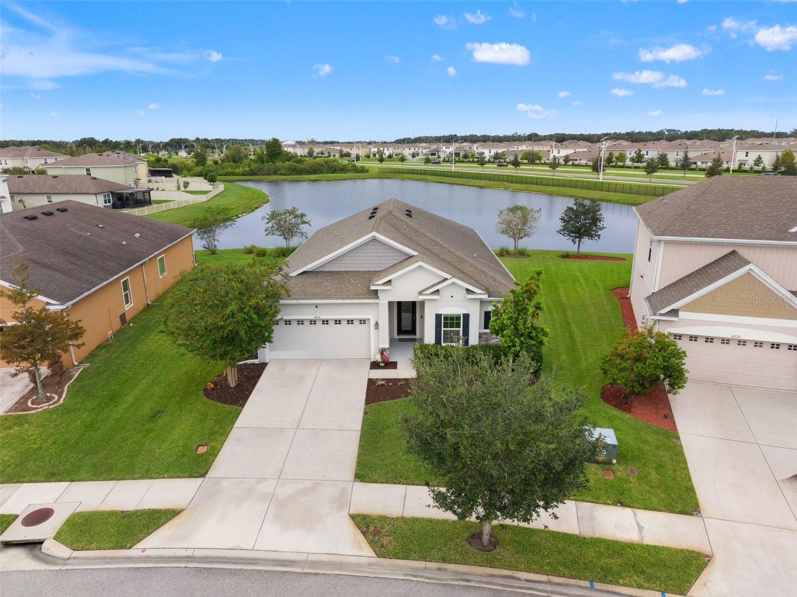 8232 OLIVE BROOK DR