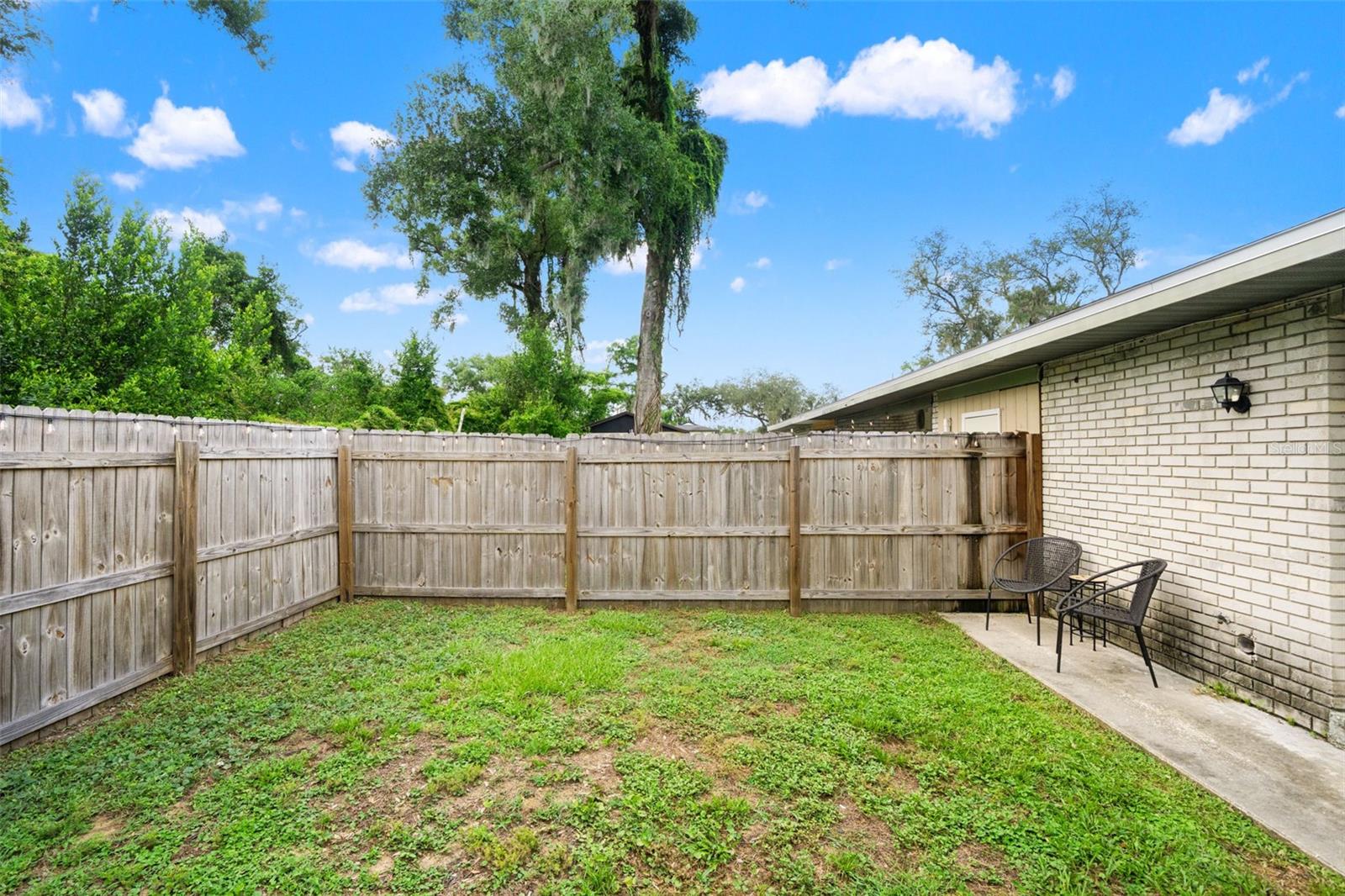 201 GLENDALE DR #C