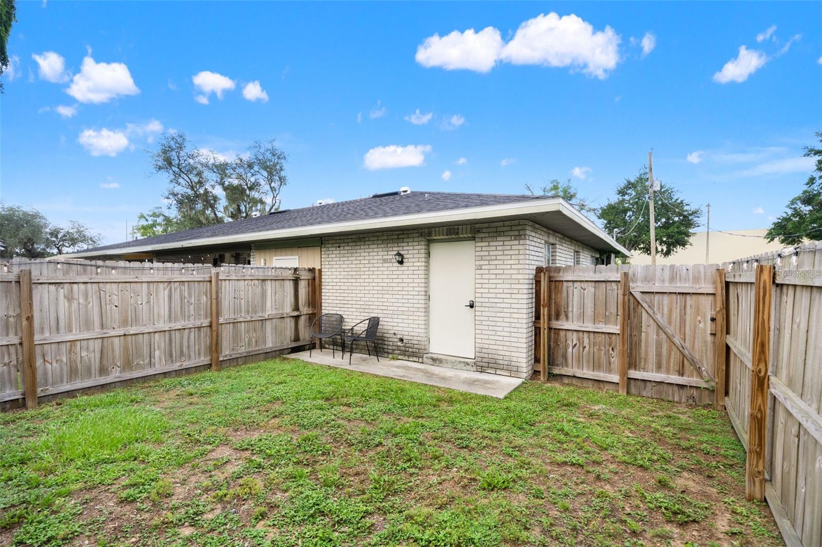 201 GLENDALE DR #C