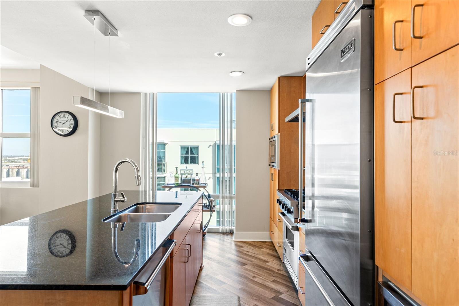 1120 E KENNEDY BLVD #1229
