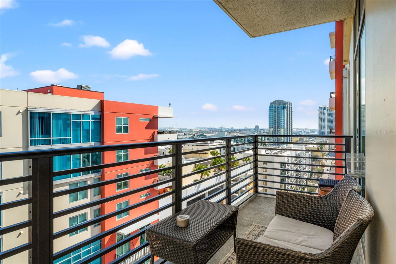 1120 E KENNEDY BLVD #1229
