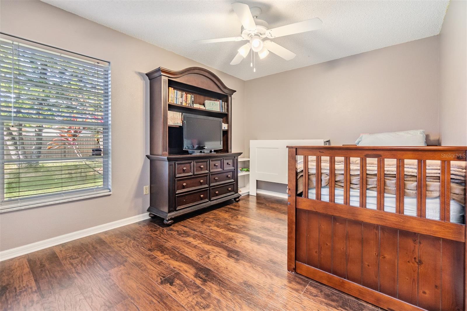 8706 CHARMING KNOLL CT