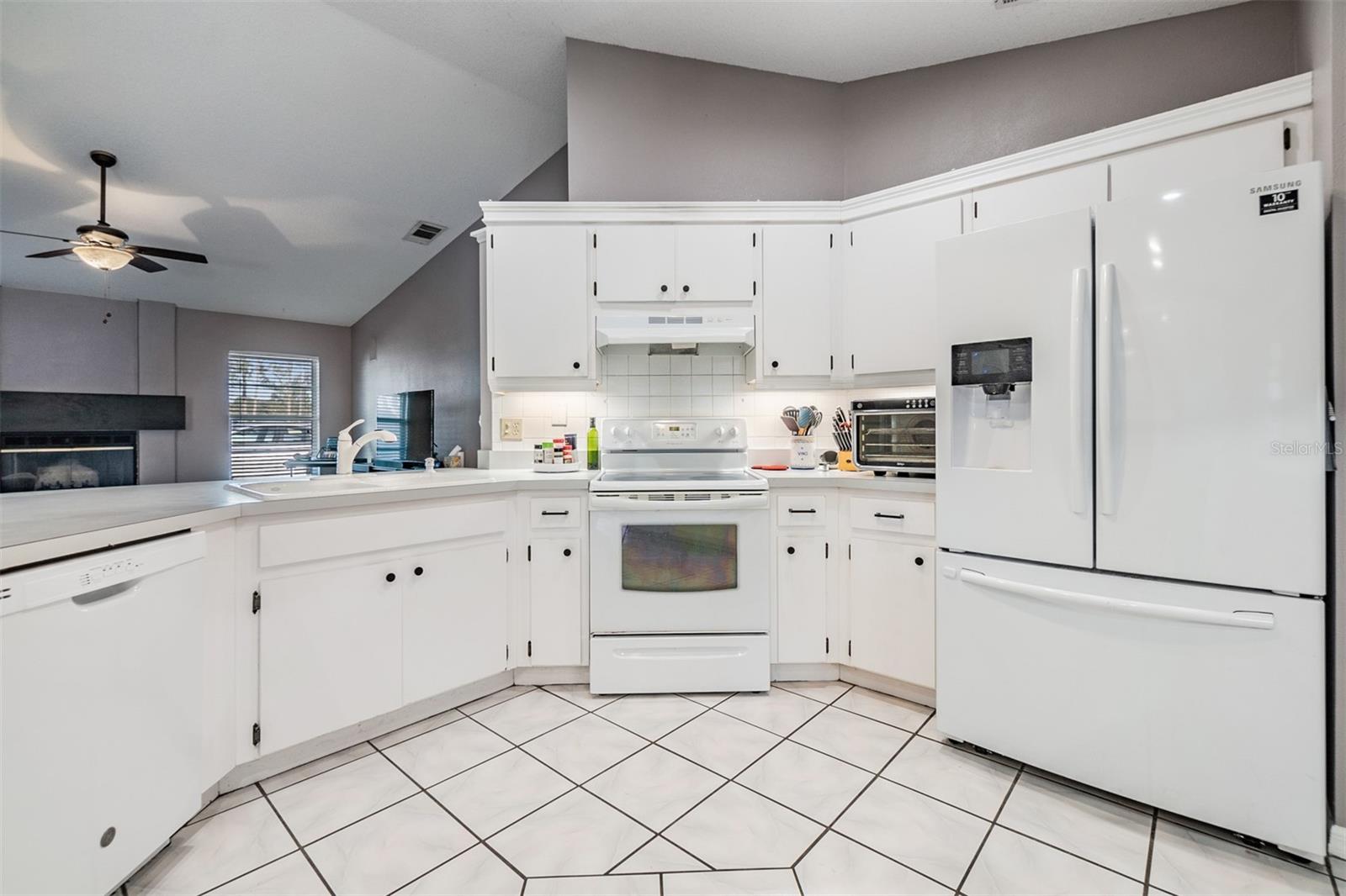 8706 CHARMING KNOLL CT