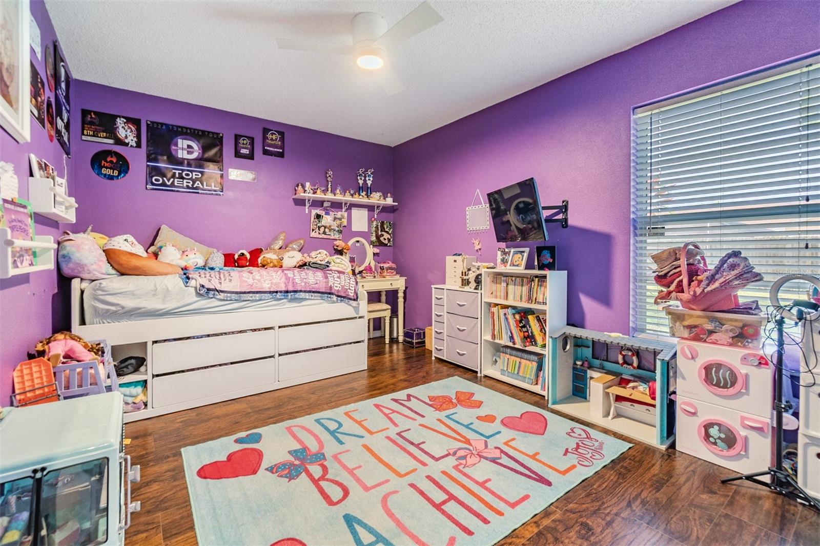 8706 CHARMING KNOLL CT